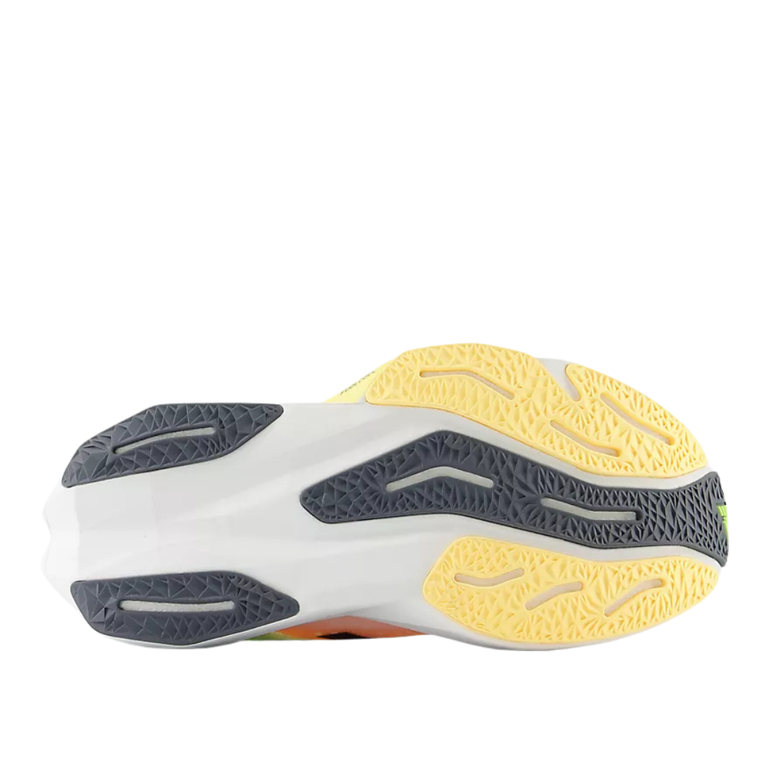 New Balance Women's Fuelcell Rebel v4